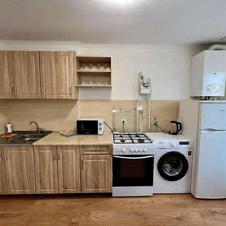 Homelike 무카체베